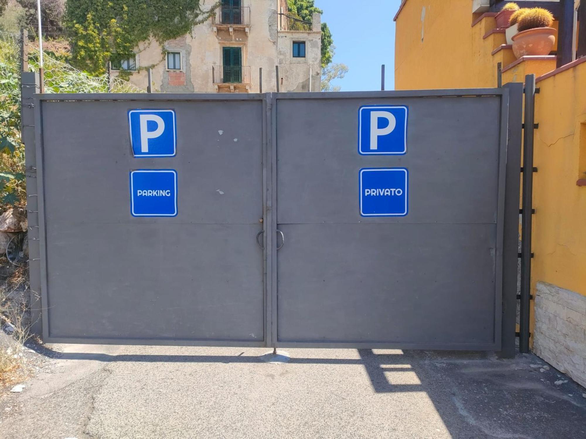 Hotel Pensione Cundari Taormina Exterior foto