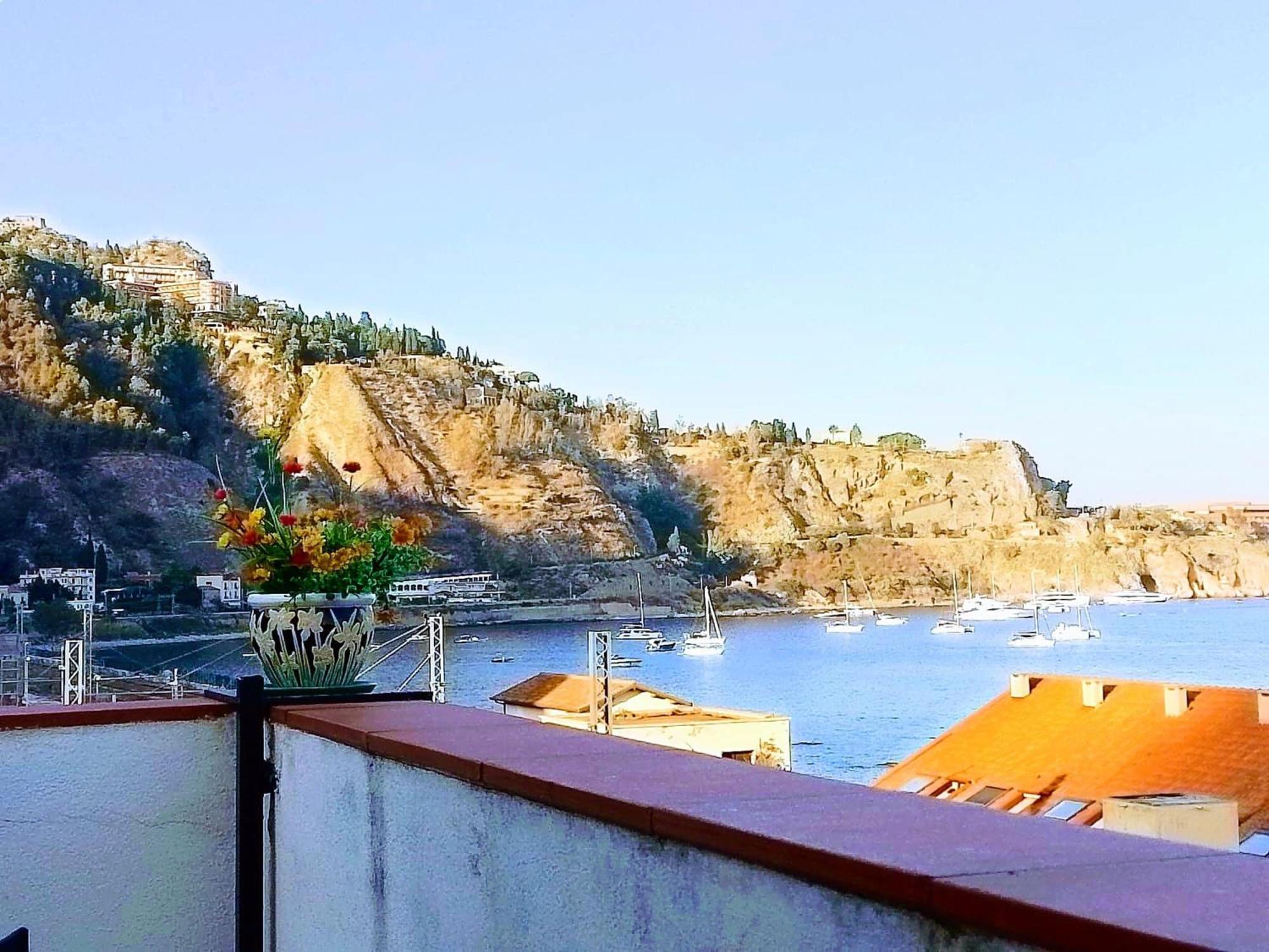 Hotel Pensione Cundari Taormina Exterior foto