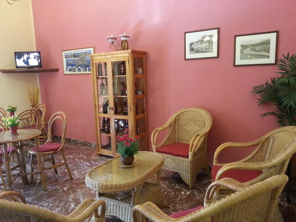 Hotel Pensione Cundari Taormina Exterior foto